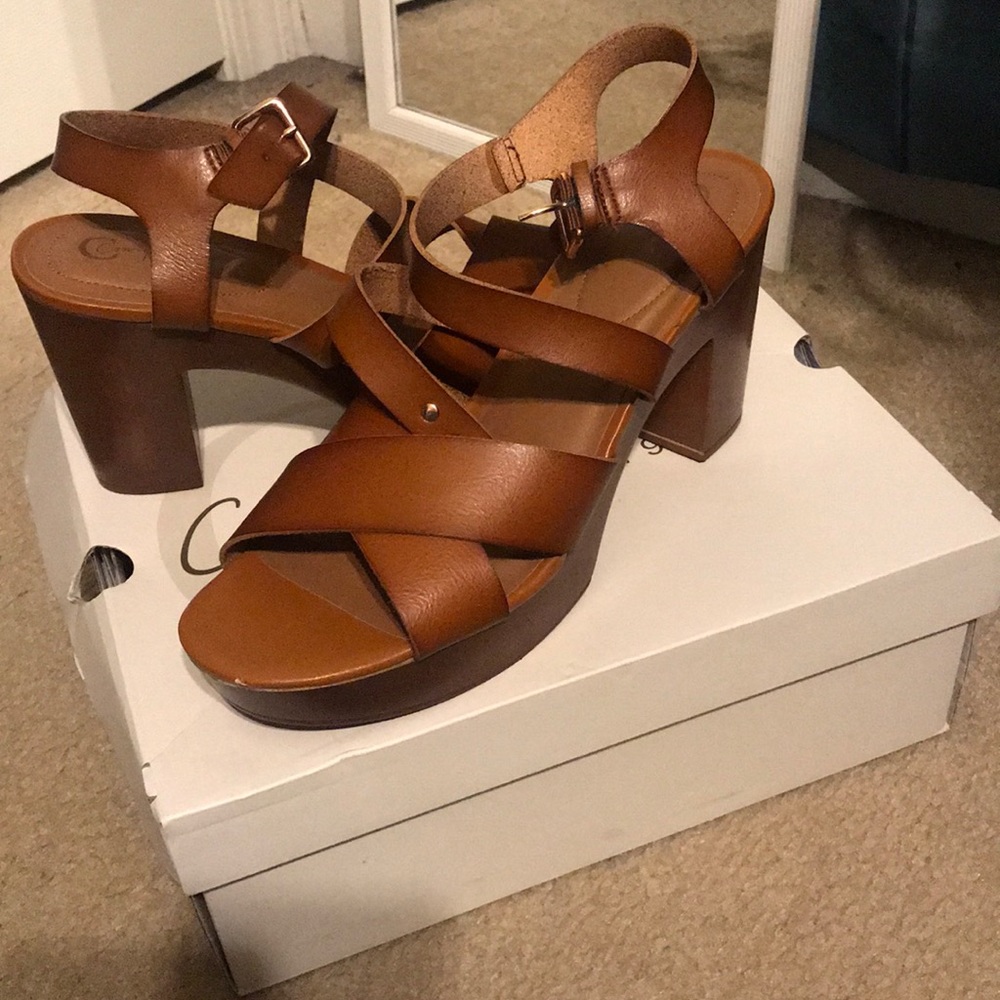 Summer heel
